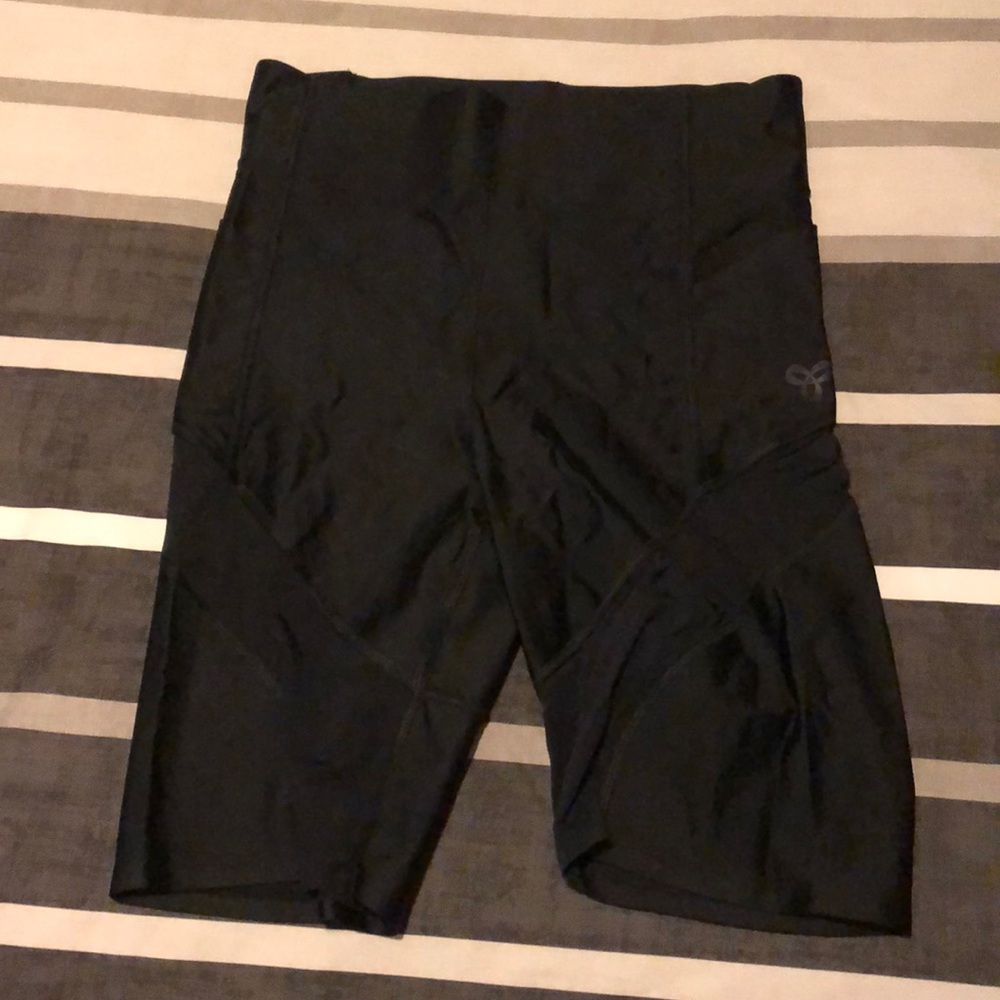 TNA High Rise Bike Shorts